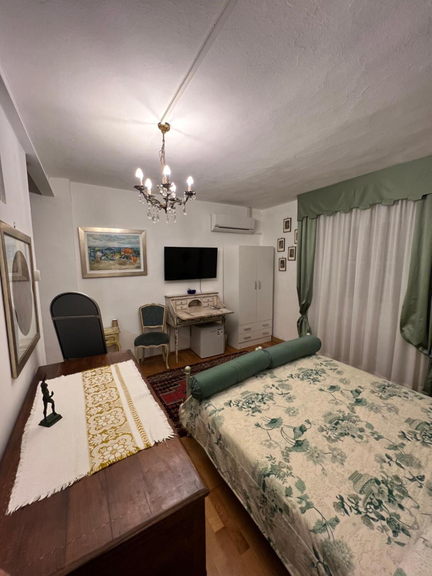 B&B La Casa Del Sole Manzano Zimmer foto